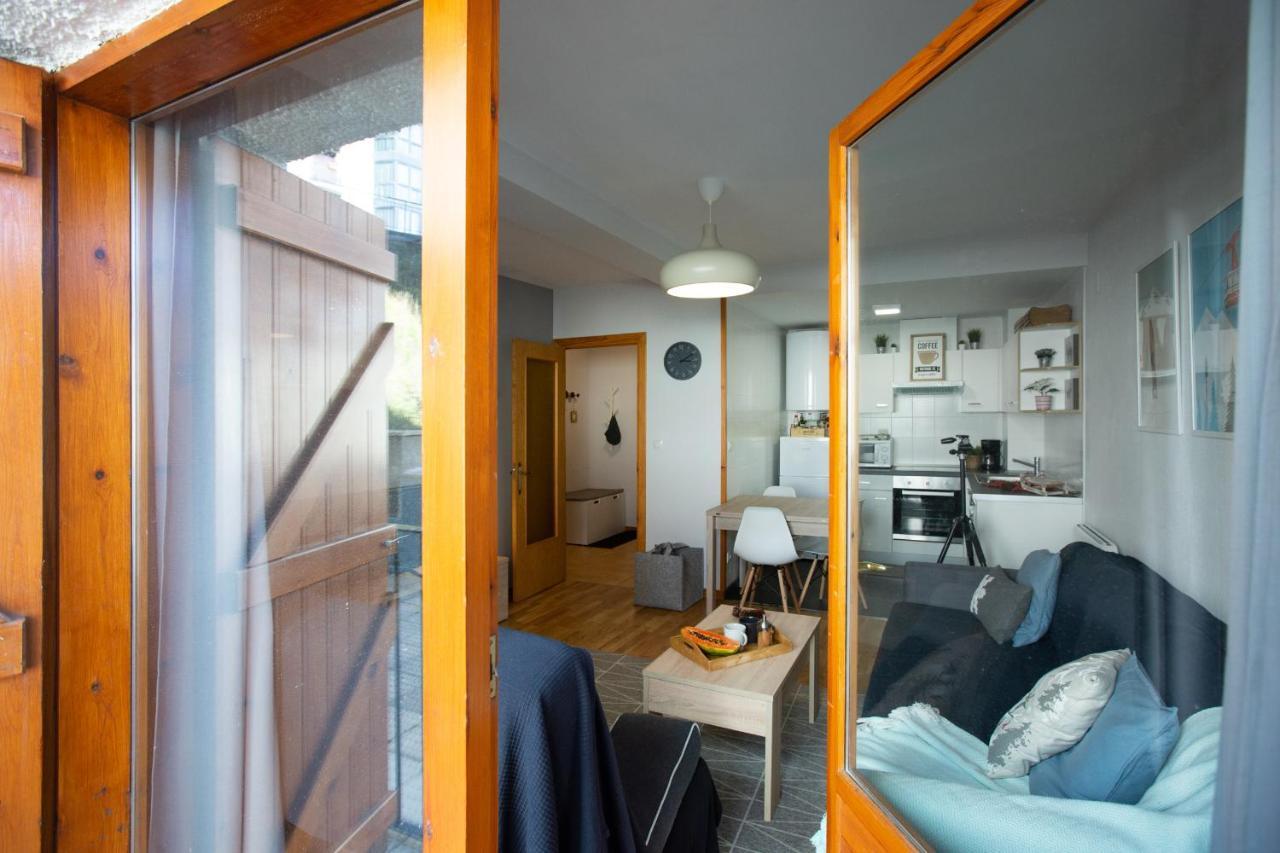Gorgol Confort Y Funcionalidad Con Balcon - By Pirineos 360 Apartment *